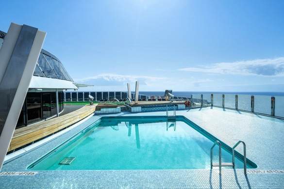 MSC Cruises MSC Divina The Garden Pool - Credits - MSC Rights - Ivan Sarfatti 6.jpg